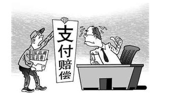 未开封的桶装水竟有蜘蛛 消费者获得厂家10倍补偿 未开封的桶装水竟有蜘蛛 消费者获得厂家10倍补偿