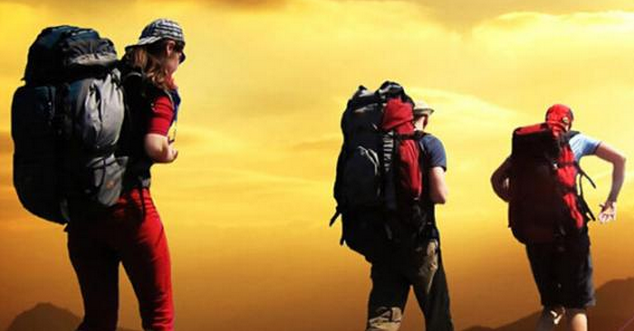 户外用品商标注册属于第几类？