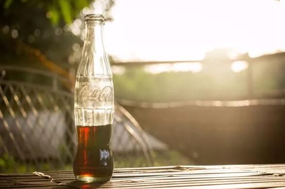 可口可乐在中国栽了：怪兽饮料商标将被迫改名