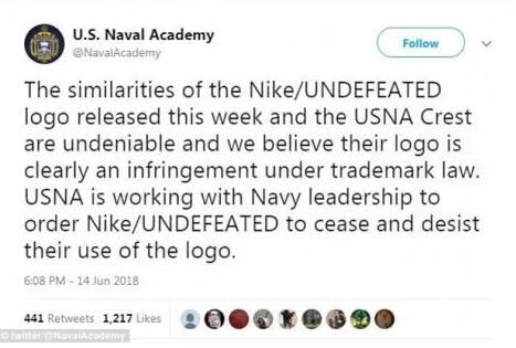 耐克运动鞋商标疑抄袭美国海军学院校徽！
