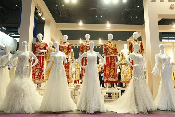 来一场最美的相遇 中国女装品牌正迎新发展 