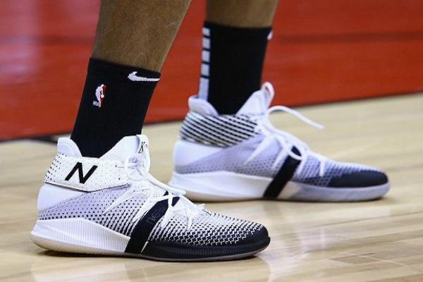 “大手掌”商标被侵权?伦纳德将耐克告上法庭 “大手掌”商标被侵权?伦纳德将耐克告上法庭